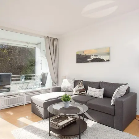 Strandallee 30, App 1 Apartment *